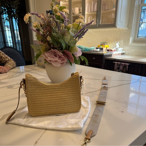 Prada Raffia Re-edition Gold Crossbody Bag - Picture 11 of 16